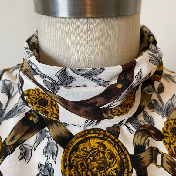 80’s/90’s Coin/Crest Belt Print Blouse - Picture 5 of 12